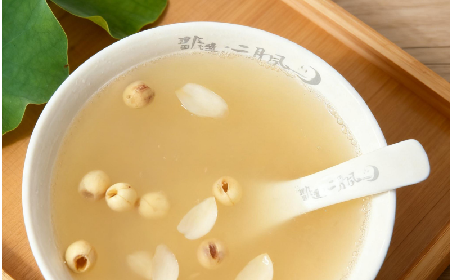 冬日围炉时光，一碗野生葛粉抚平满身燥意