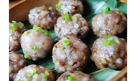 葛尚好生活｜周末围坐，揉出一锅藏着烟火与欢喜的葛粉圆子